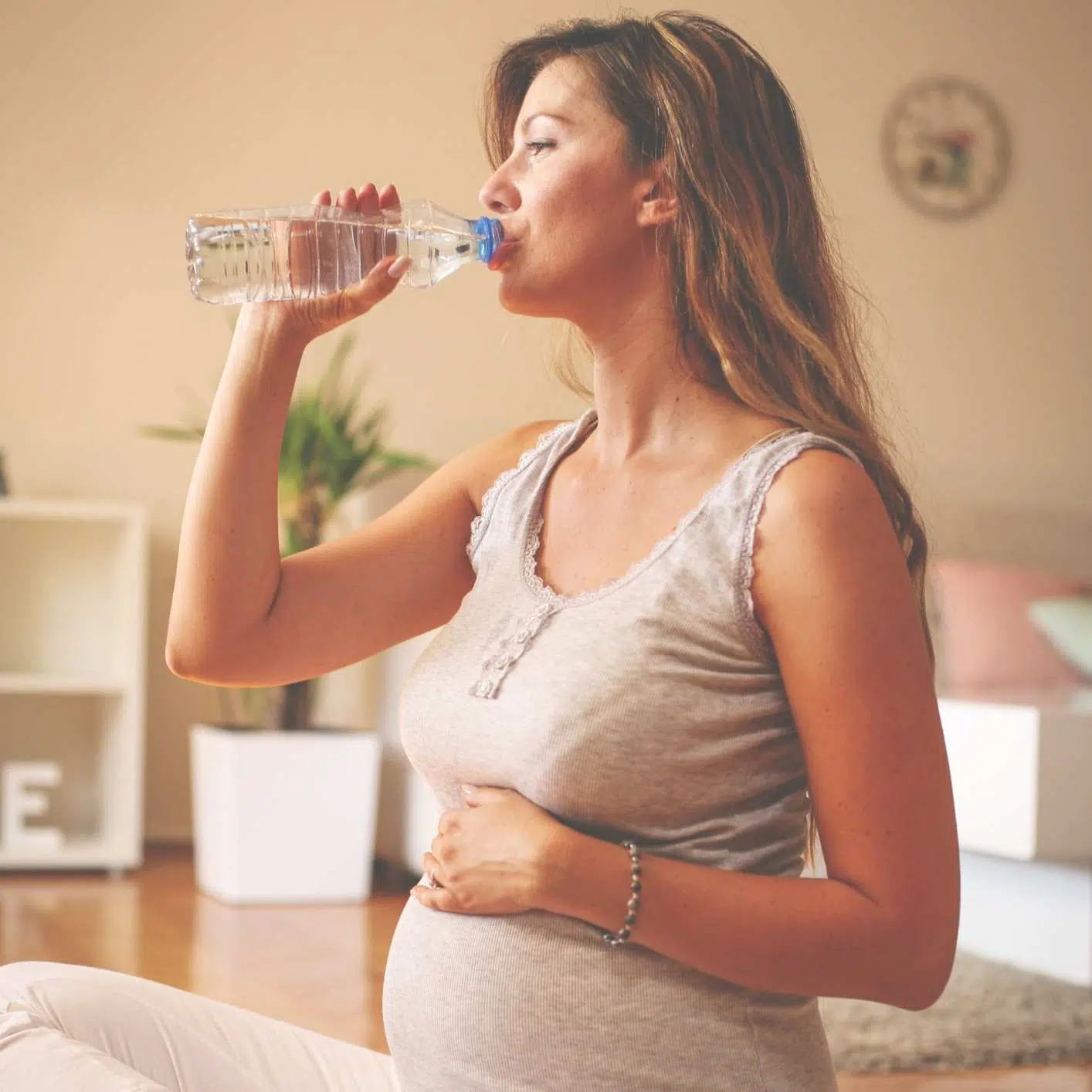 שתיית מים בהריון